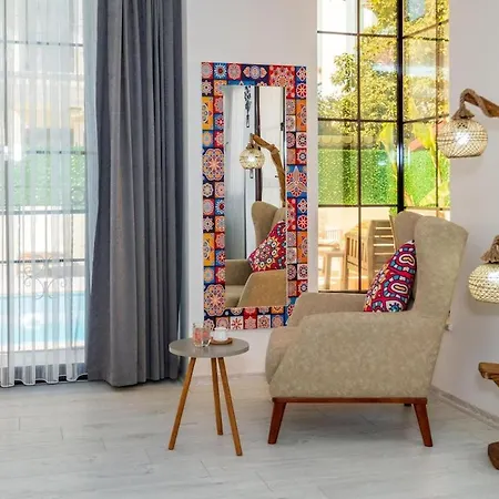 Villa Gelincik, *
