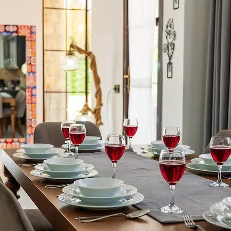 فيلة Gelincik, *