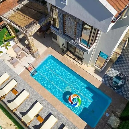Gelincik, Villa Fethiye