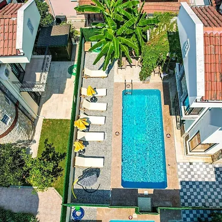 Vila Gelincik, *